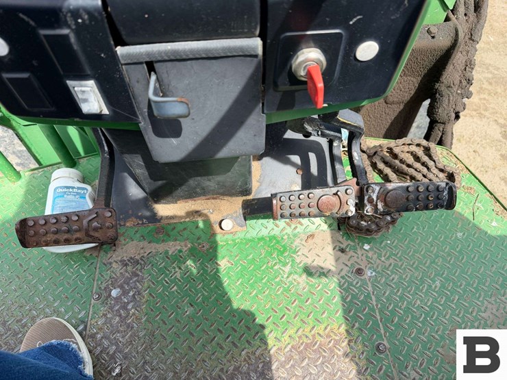 john-deere-7405-image-35