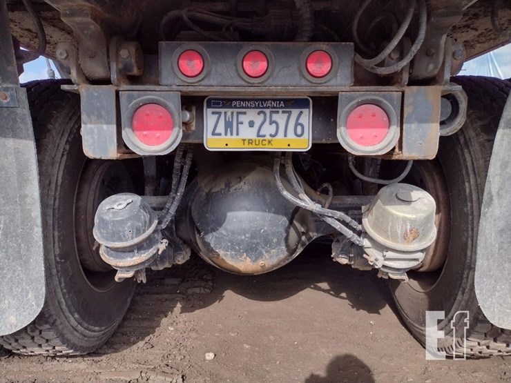 2019-western-star-4700-image-37