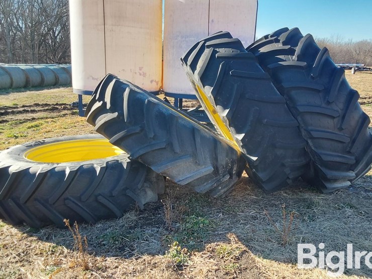 john-deere-4930-image-4