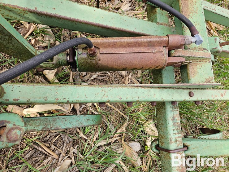 john-deere-1010-image-12