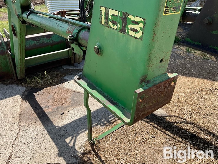 john-deere-158-image-19