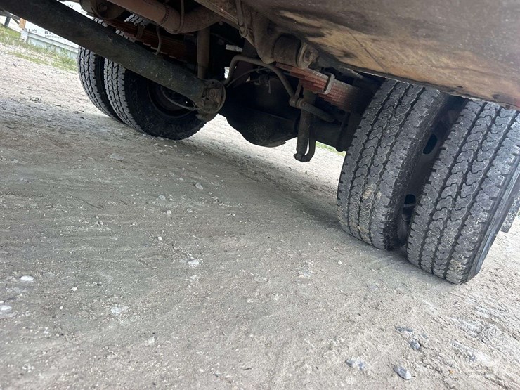 2006-ford-f350-image-24