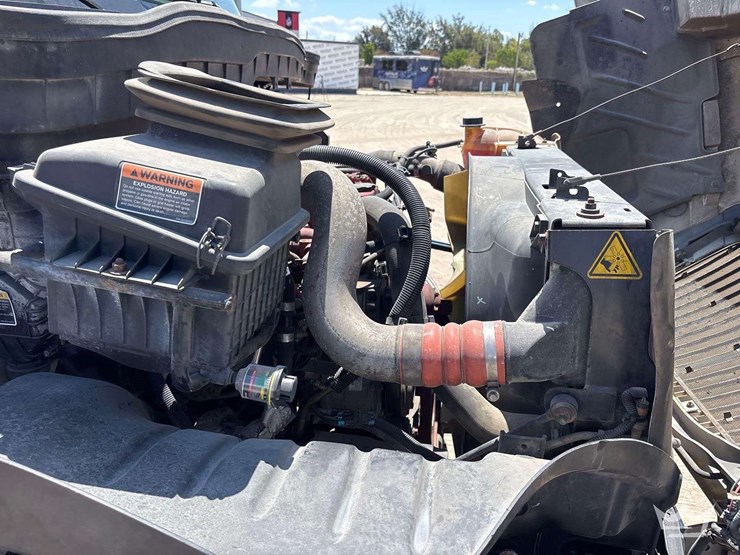 2019-international-mv607-image-17