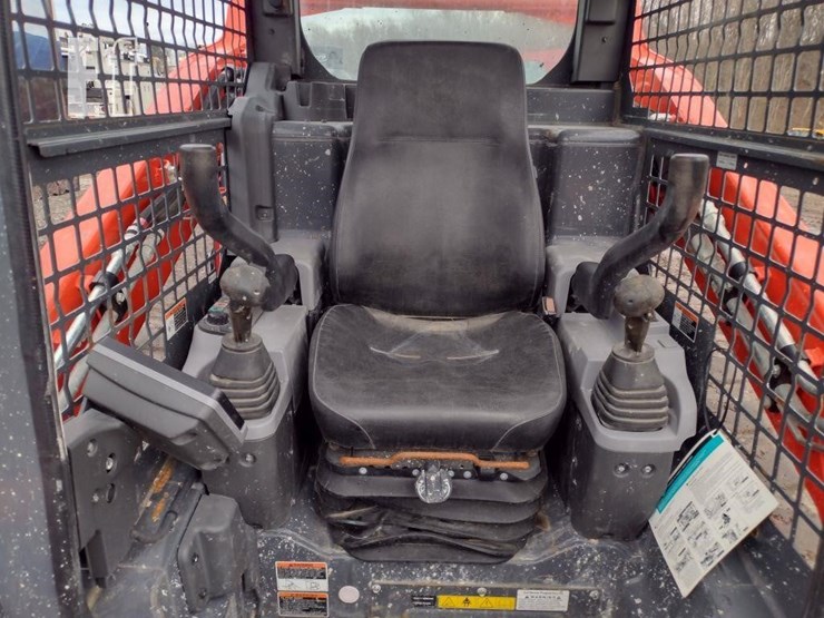 2023-kubota-svl75-3-image-10