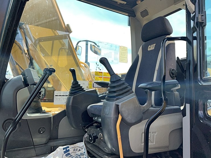 2017-caterpillar-313fl-image-19