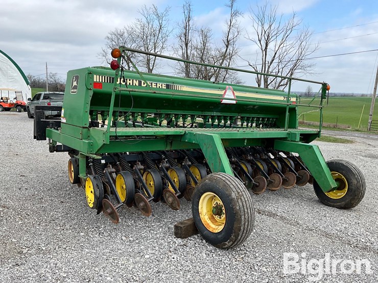 john-deere-750-image-7