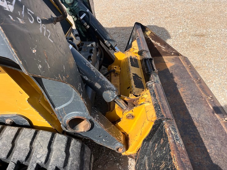 2019-deere-333g-image-9