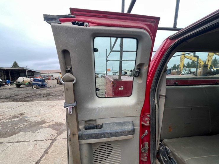 2008-ford-f550-xl-image-119