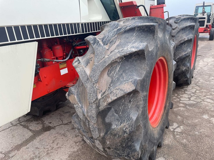 #4063-•-case-tractor-image-14