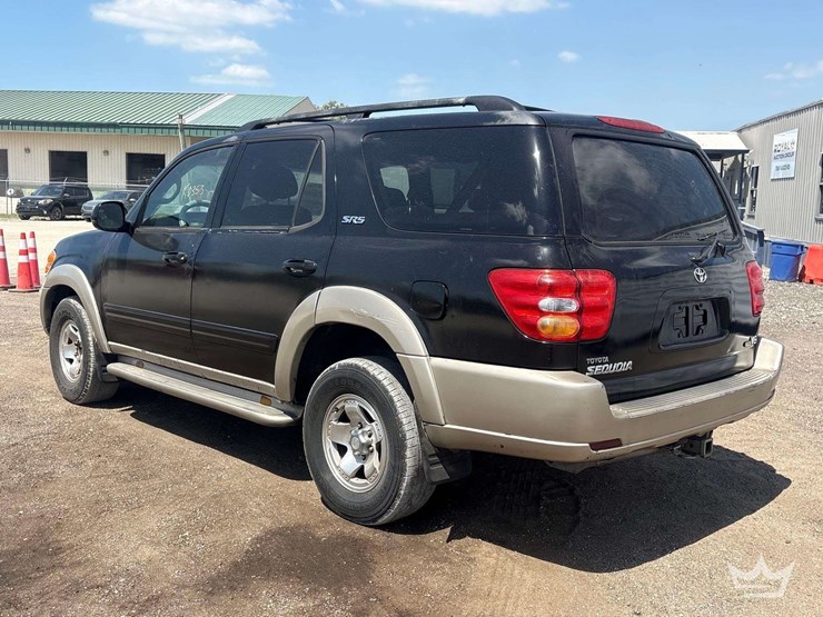2003-toyota-sequoia-image-3