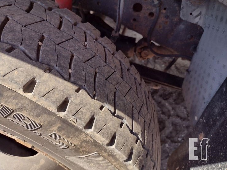2005-ford-f450-image-24