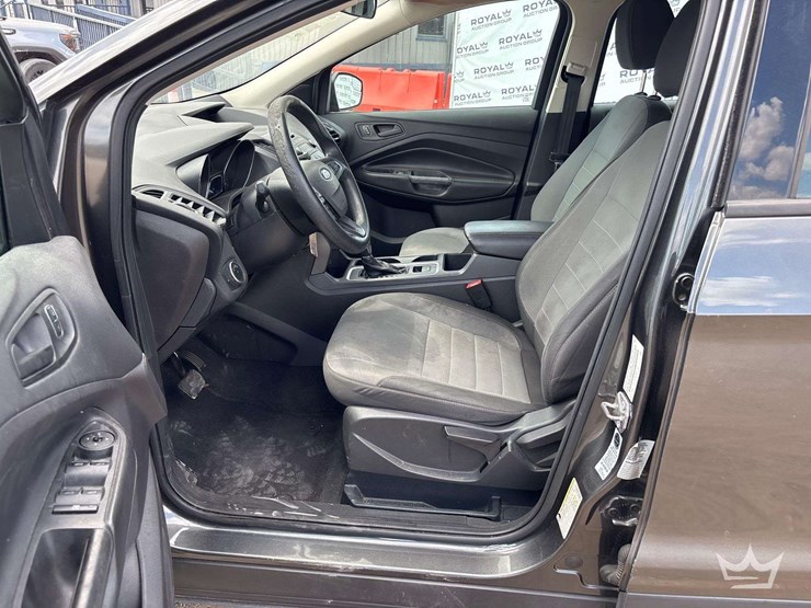 2017-ford-escape-image-12