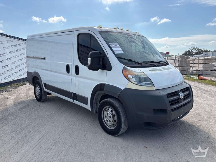2014-ram-promaster-1500-image-2