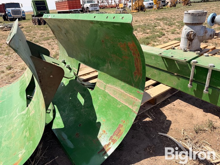 john-deere-8000-image-7