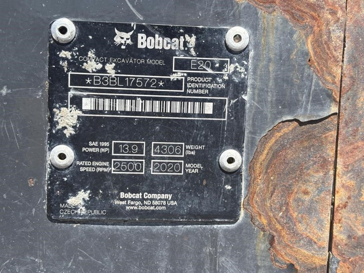 2020-bobcat-e20-image-54