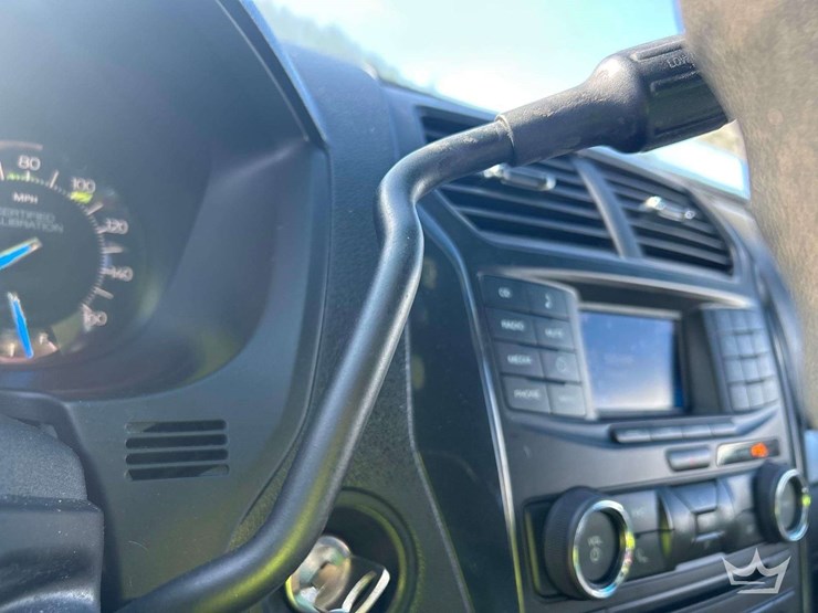 2017-ford-explorer-image-17