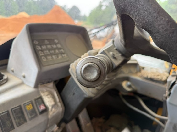 volvo-l120c-image-72