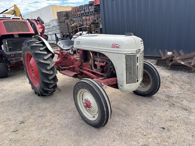 ford-8n-image-2