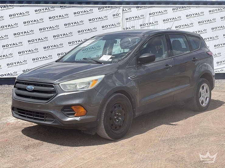2017-ford-escape-image-1