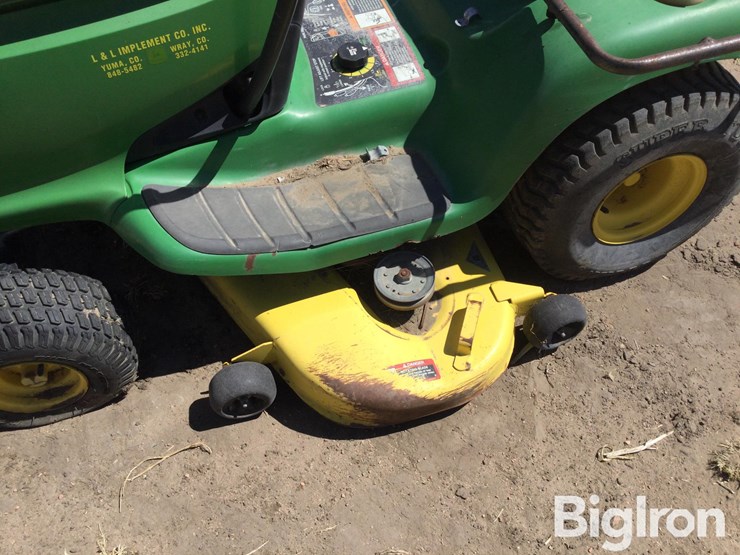 john-deere-lt166-image-9