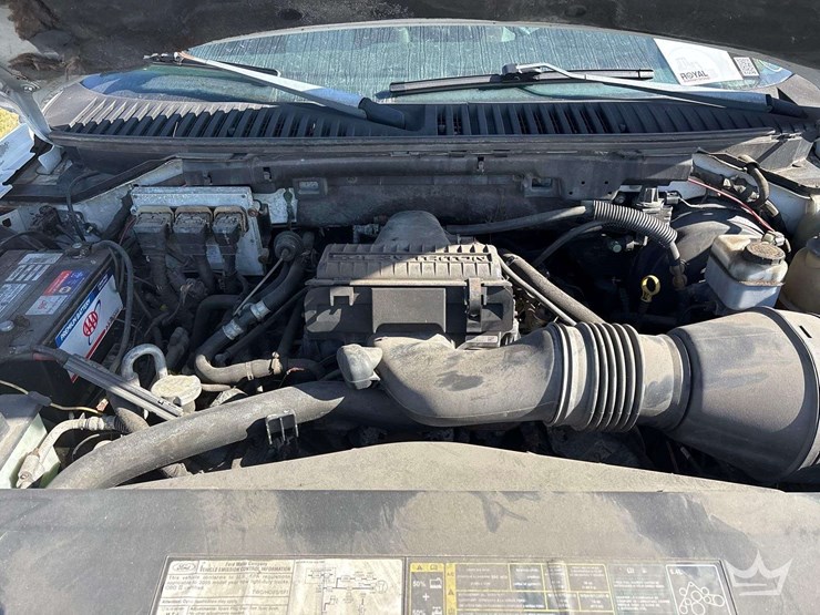 2005-ford-expedition-image-7