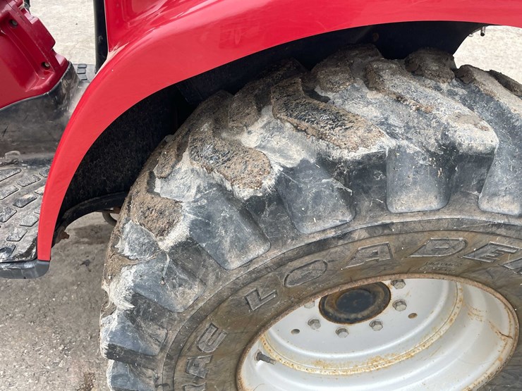 #4055-•-case-dx33-tractor-image-10