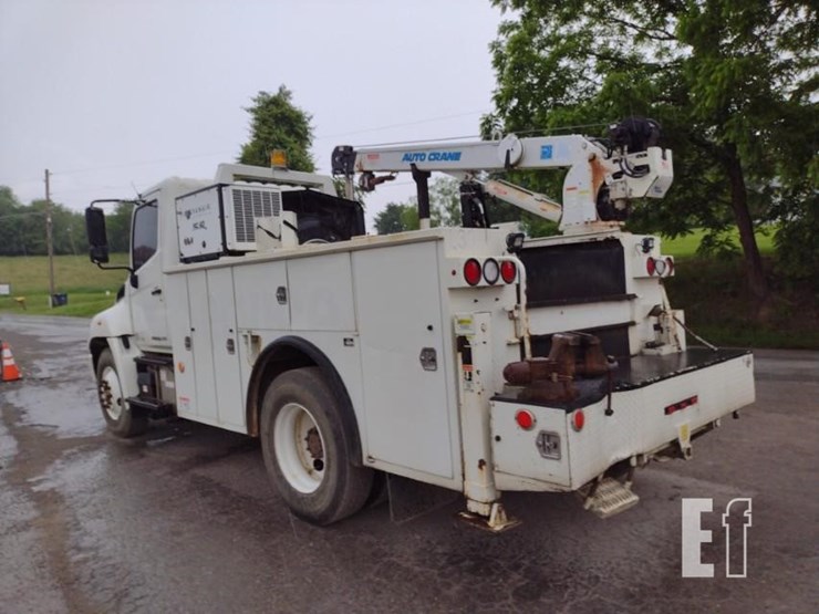 2015-hino-338-image-46