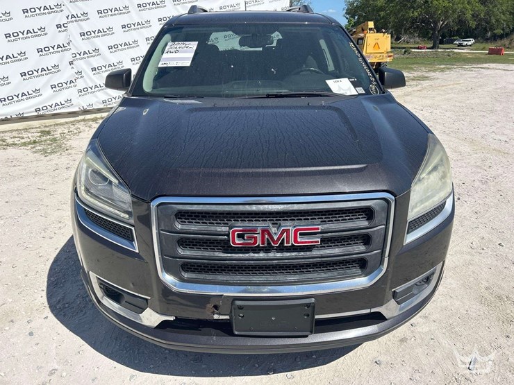 2014-gmc-acadia-image-26