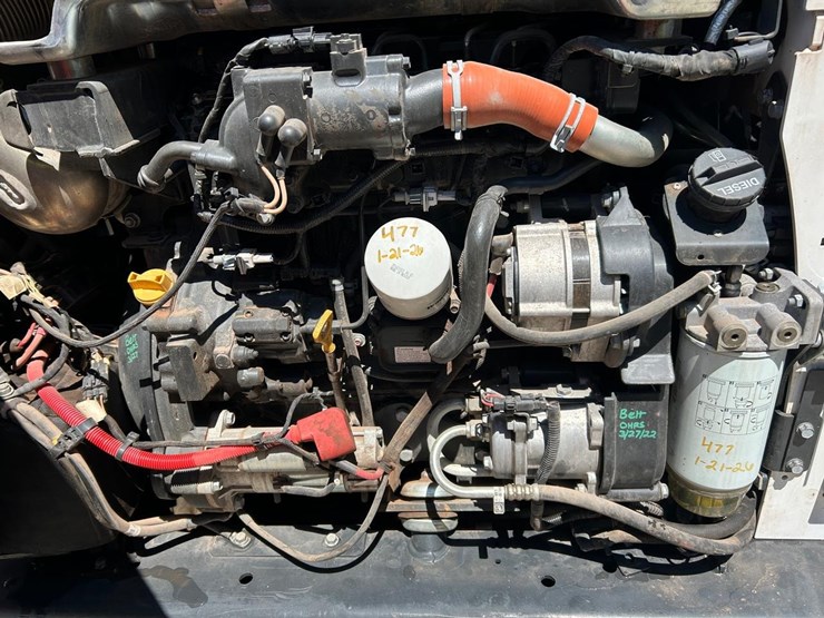 2023-bobcat-t770-image-15