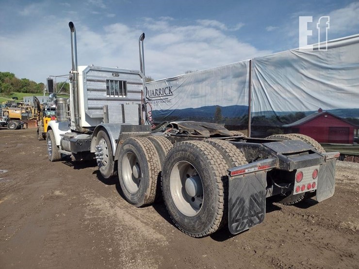 2007-kenworth-w900-image-49