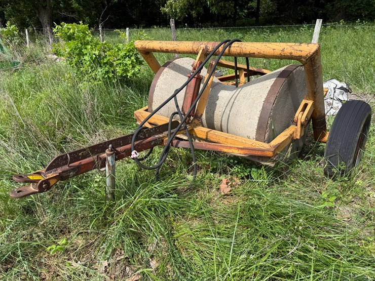 #45623-•-levee-packer-image-1