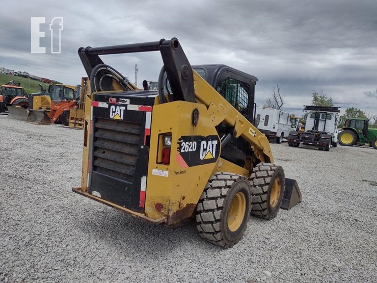 2018-caterpillar-262d-image-30