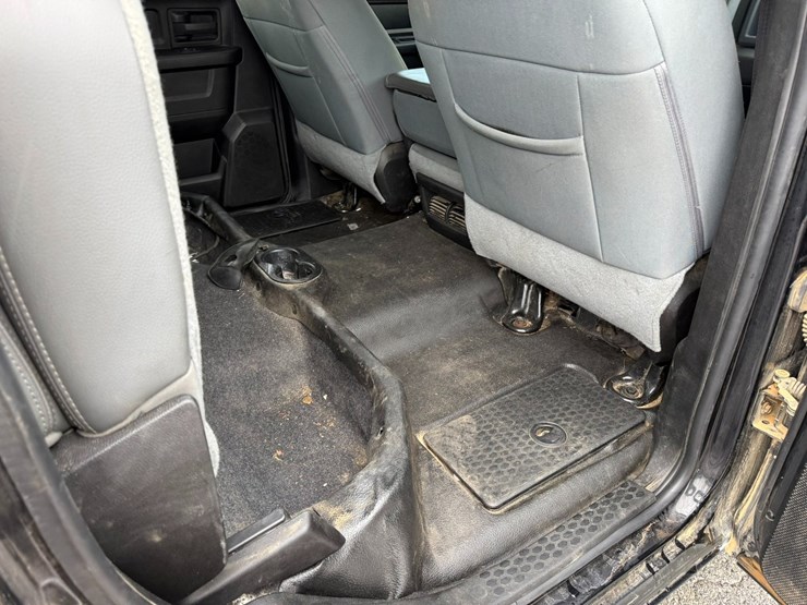 2019-dodge-1500-image-41