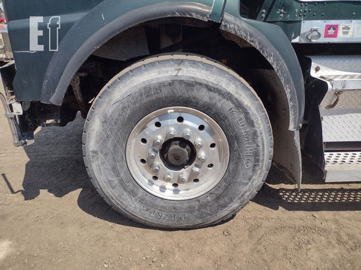 1999-kenworth-t800-image-21