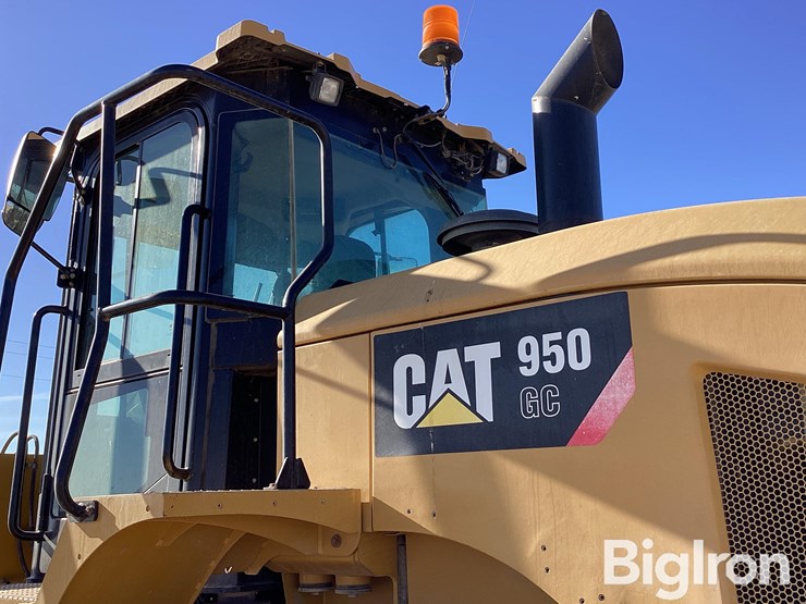 caterpillar-950gc-image-11