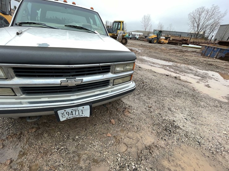 1998-chevrolet-3500-image-11