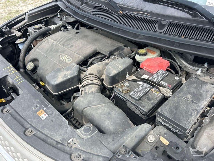 2015-ford-explorer-image-9