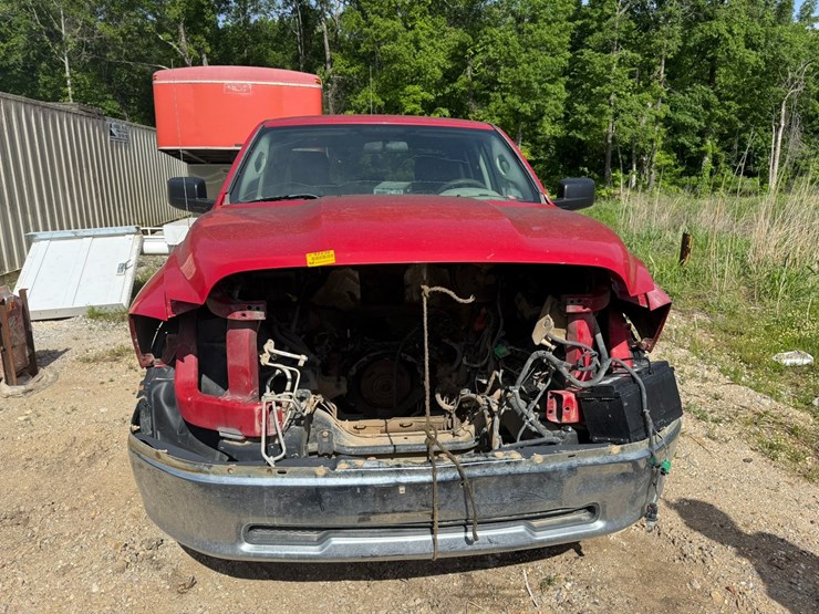 2011-dodge-ram-1500-image-18