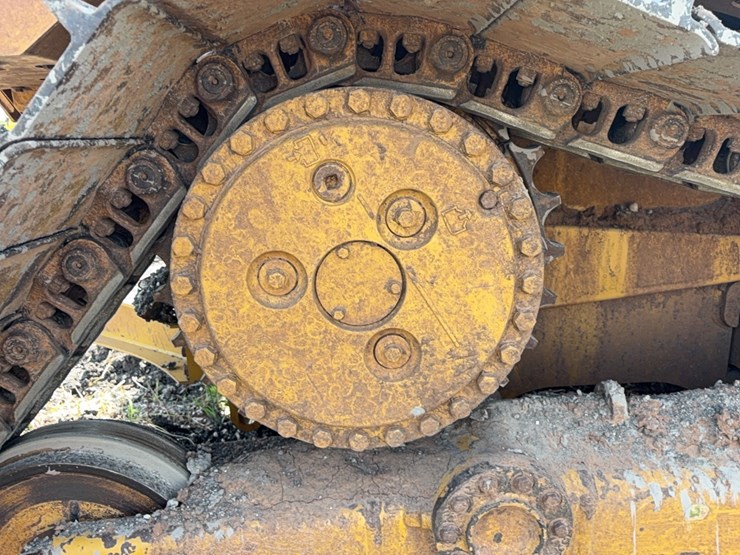 2022-caterpillar-d5-lgp-image-7