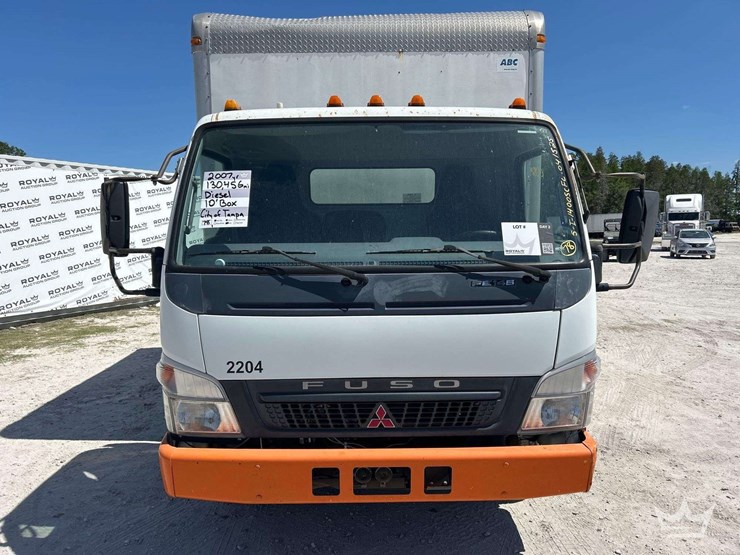 2007-mitsubishi-fuso-fe84d-image-29