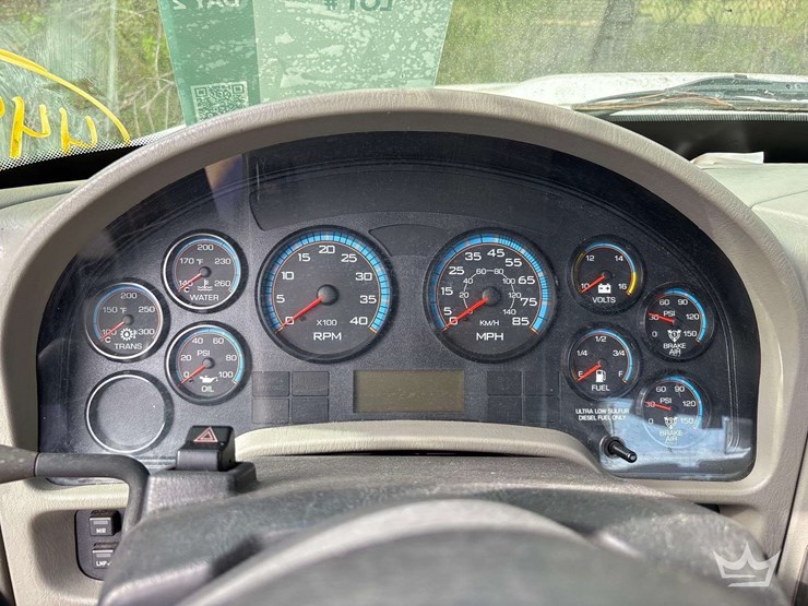 2010-international-durastar-4300-image-44