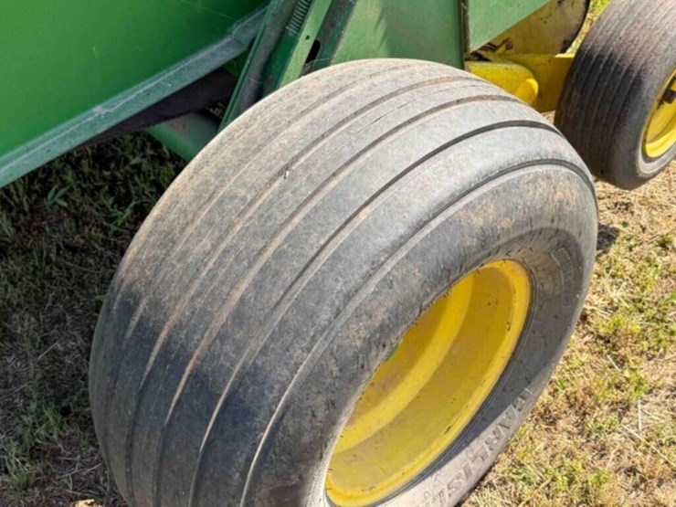 john-deere-530-image-13