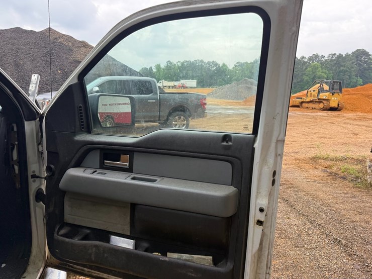 2012-ford-f150-image-25