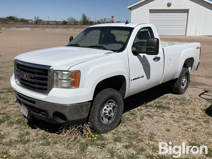 2007-gmc-sierra-2500-image-1