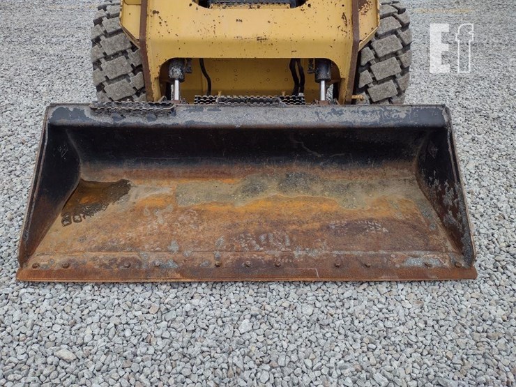 2016-caterpillar-246d-image-28
