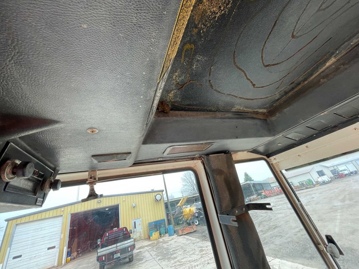 #4067-•-case-2090-tractor-image-73