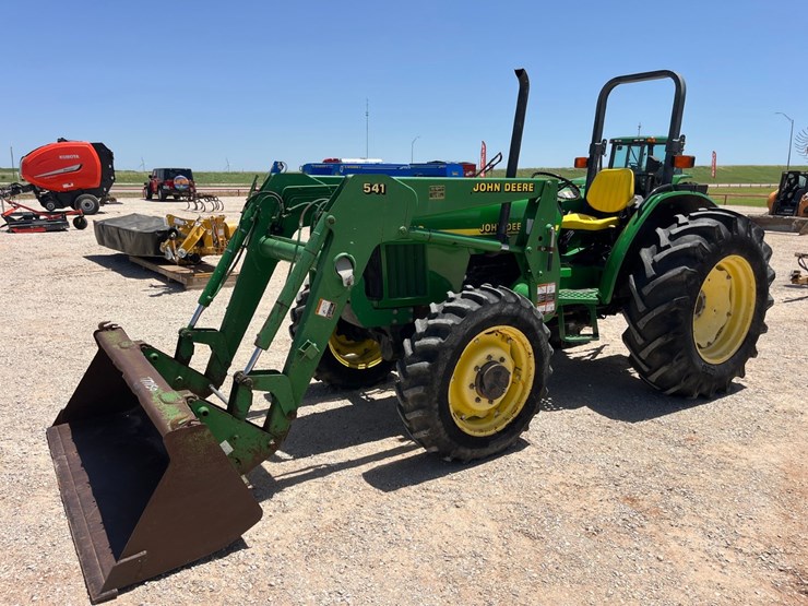 2000-john-deere-5410-image-1