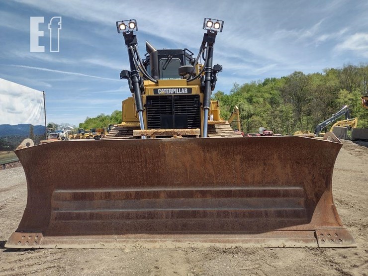 2014-caterpillar-d6t-xw-image-24