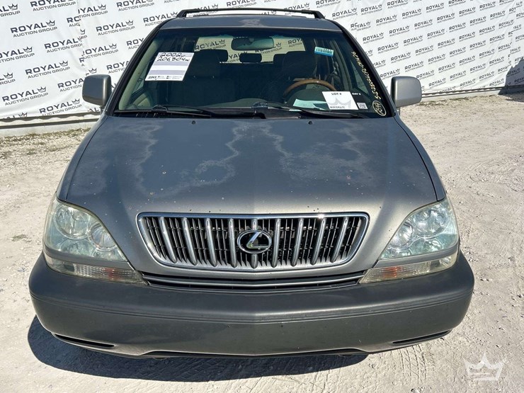 2002-lexus-rx300-image-28