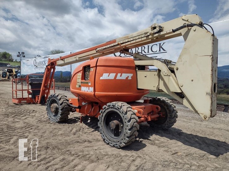2002-jlg-600ajn-image-44